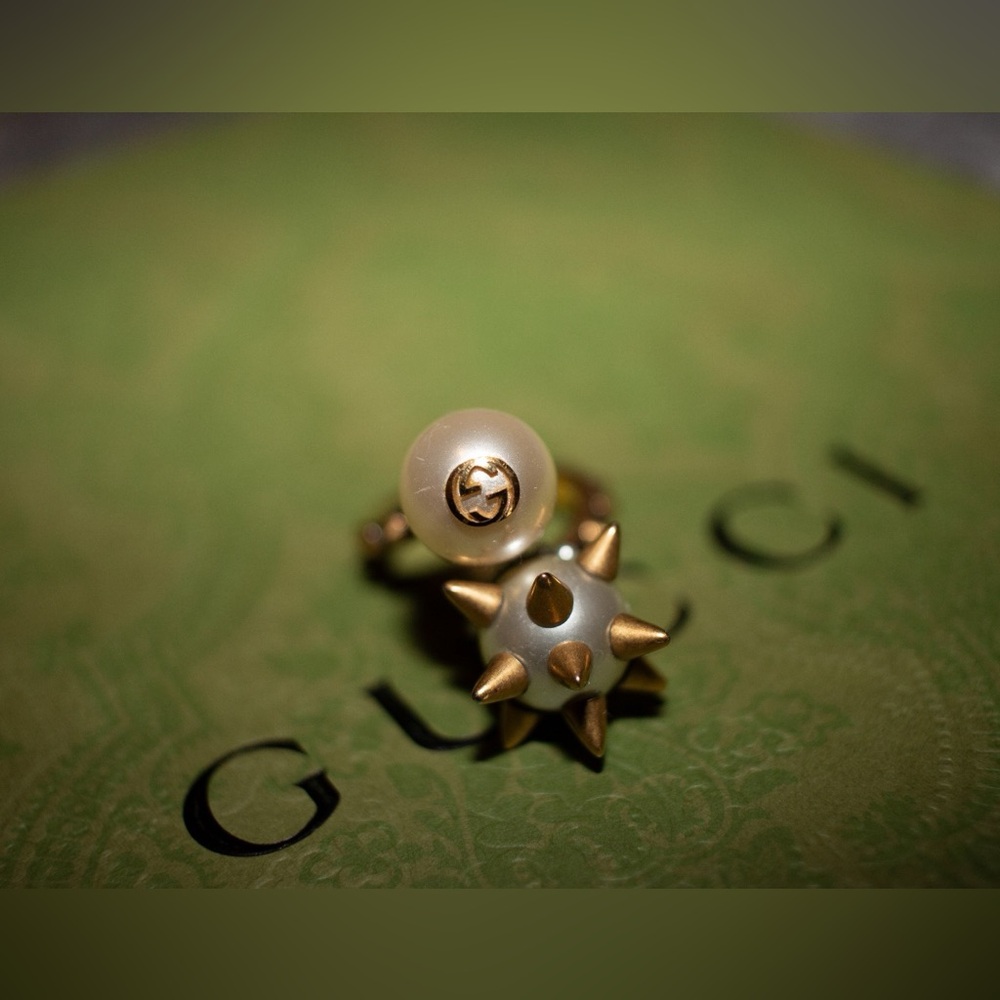 SOLD Authentic Gucci Pearl Monogram Ring